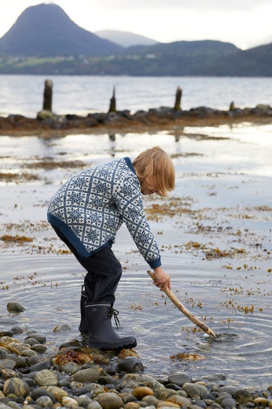 404-3 Lillefjelljakke i Lamull garnpakke