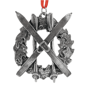 Hovedbilde Tinn-Per Uro, krans med ski